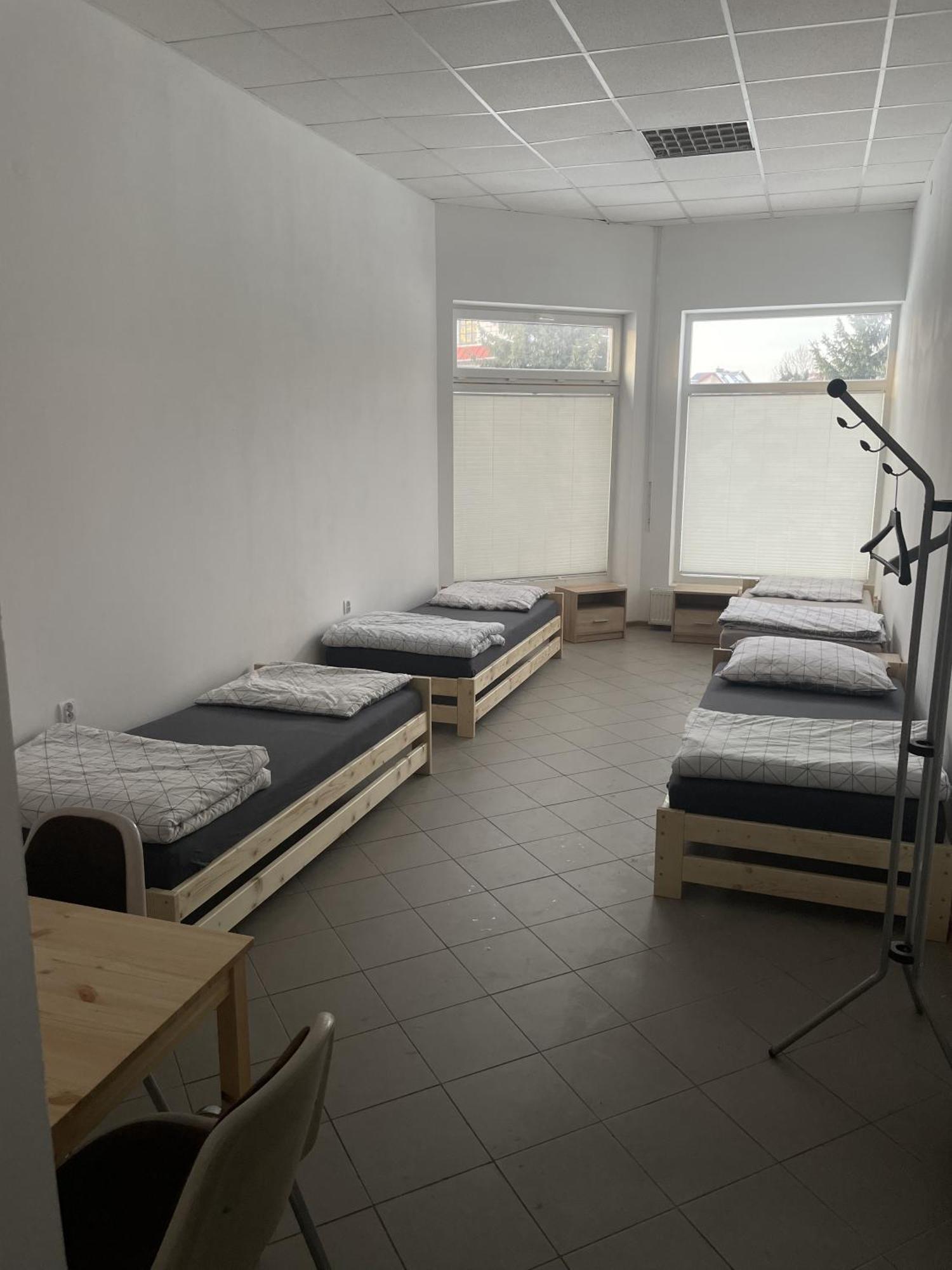 Noclegi Pracownicze Lazur Ciechanów Eksteriør bilde